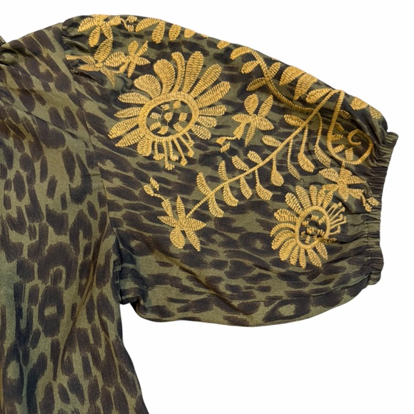 THML Olive Leopard Print Blouse w Tan Embroidered Puff Sleeves Size M - Picture 4 of 10